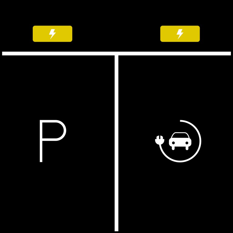 Electric MINI – carga en instalaciones públicas – en el trabajo